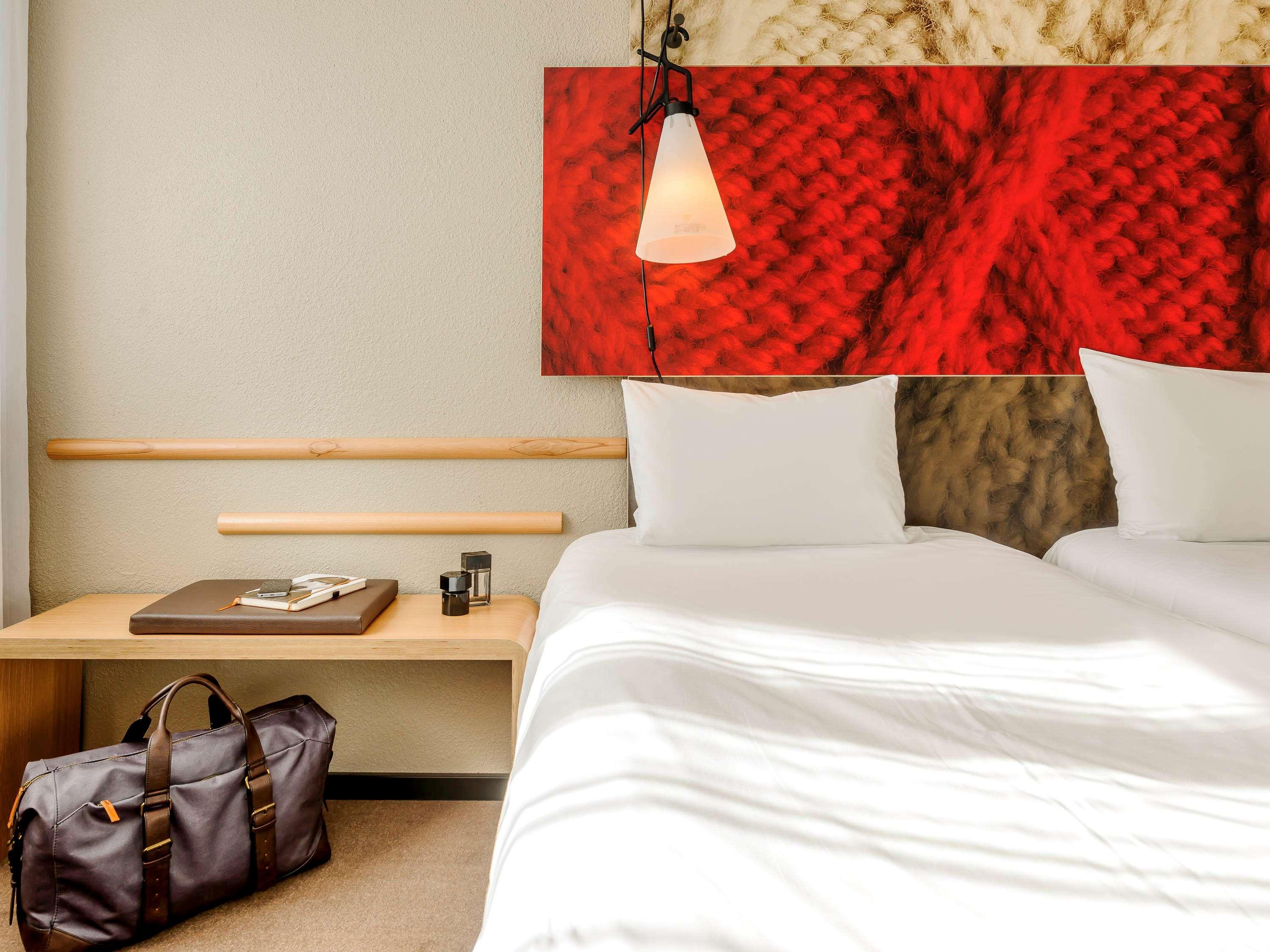 Ibis Budget Caen Porte De Bretagne Bretteville-sur-Odon Экстерьер фото