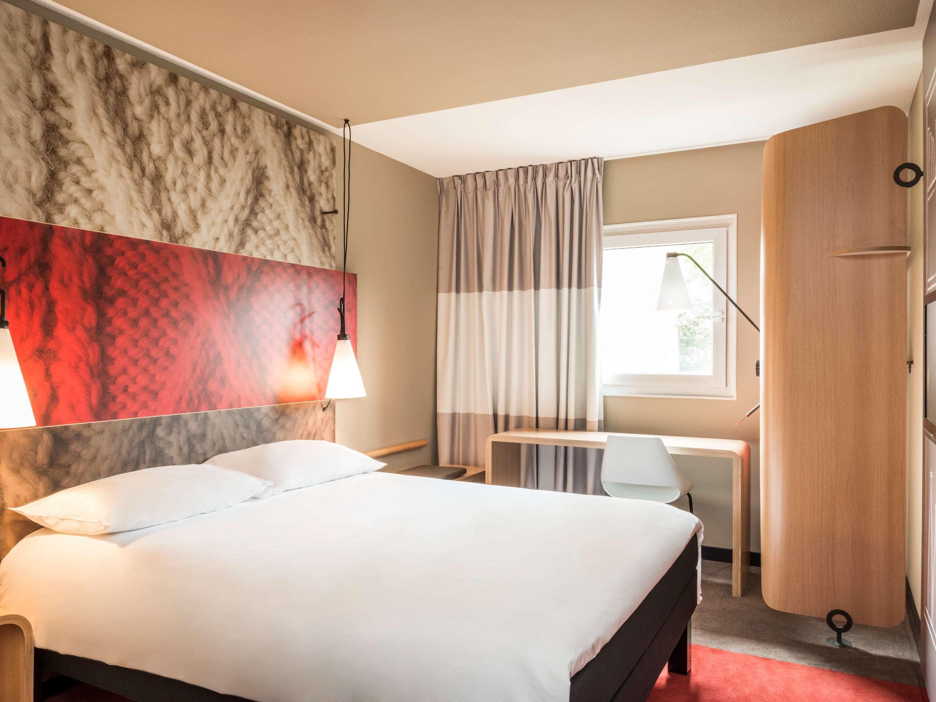 Ibis Budget Caen Porte De Bretagne Bretteville-sur-Odon Экстерьер фото