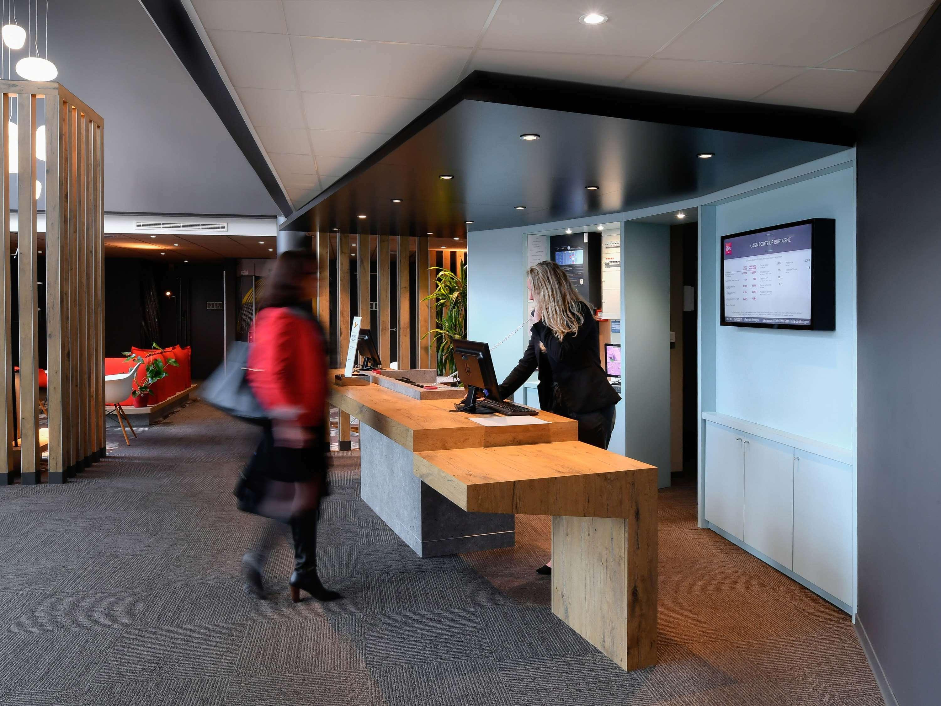 Ibis Budget Caen Porte De Bretagne Bretteville-sur-Odon Экстерьер фото