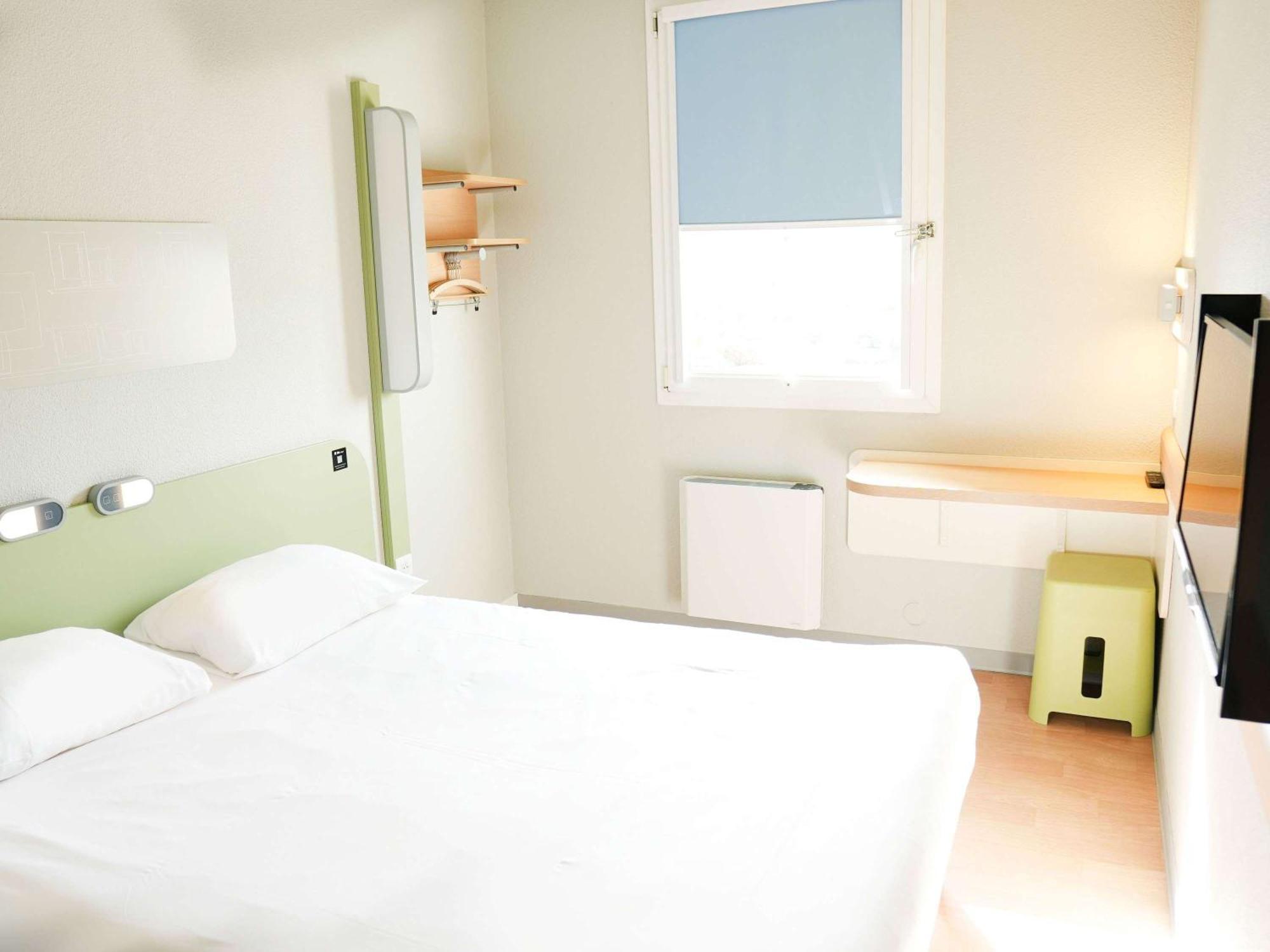 Ibis Budget Caen Porte De Bretagne Bretteville-sur-Odon Экстерьер фото