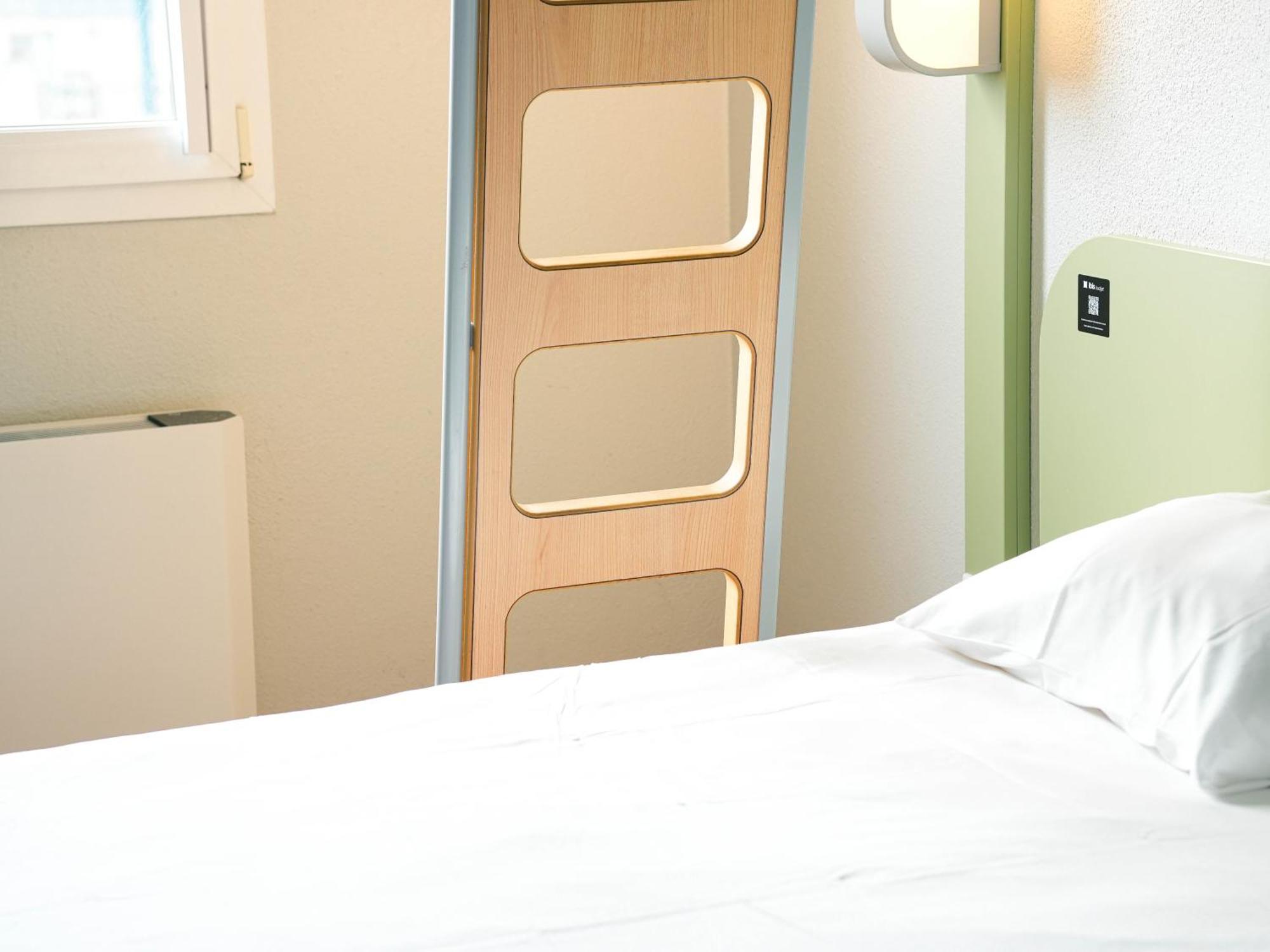 Ibis Budget Caen Porte De Bretagne Bretteville-sur-Odon Экстерьер фото