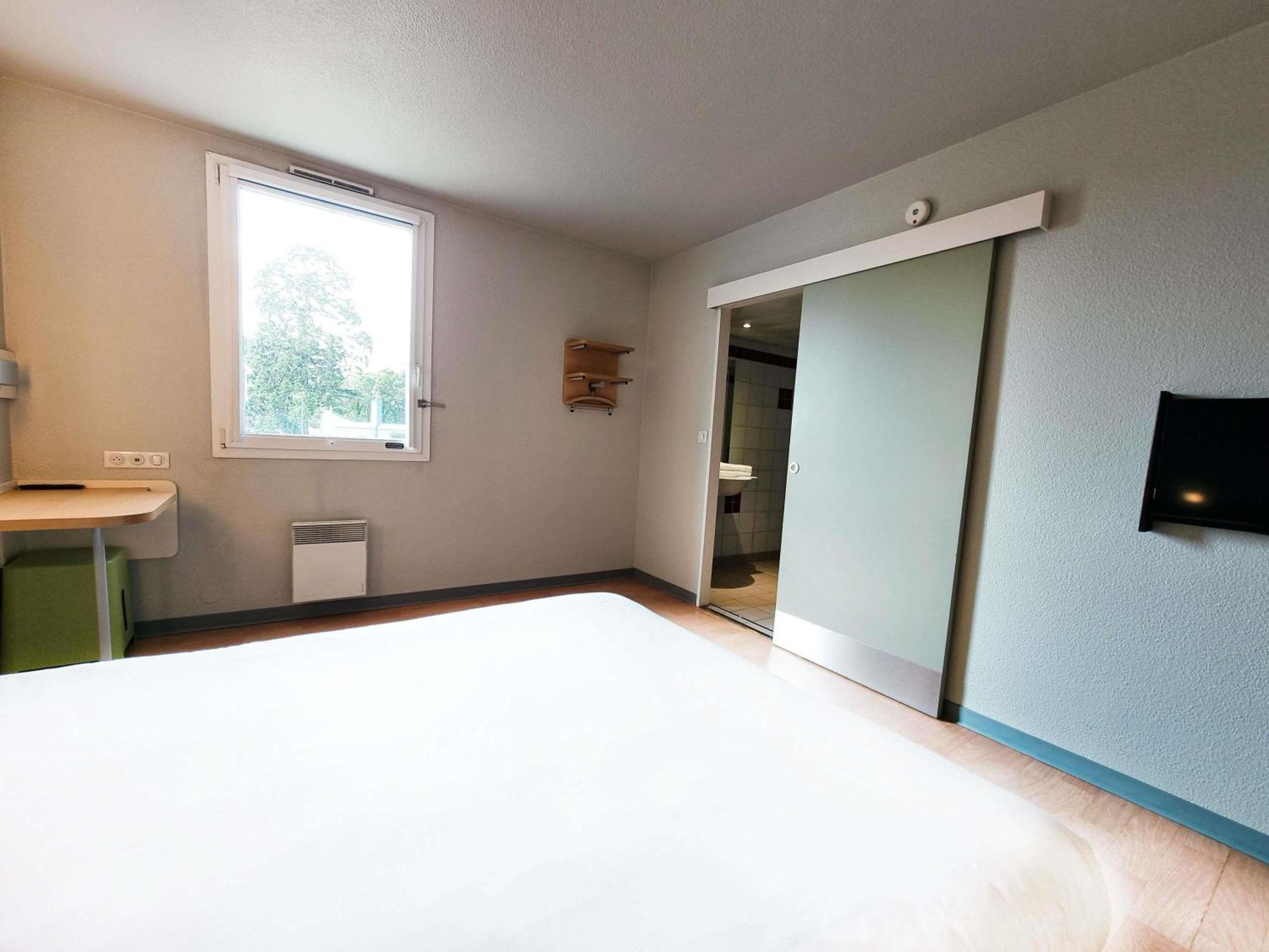 Ibis Budget Caen Porte De Bretagne Bretteville-sur-Odon Экстерьер фото