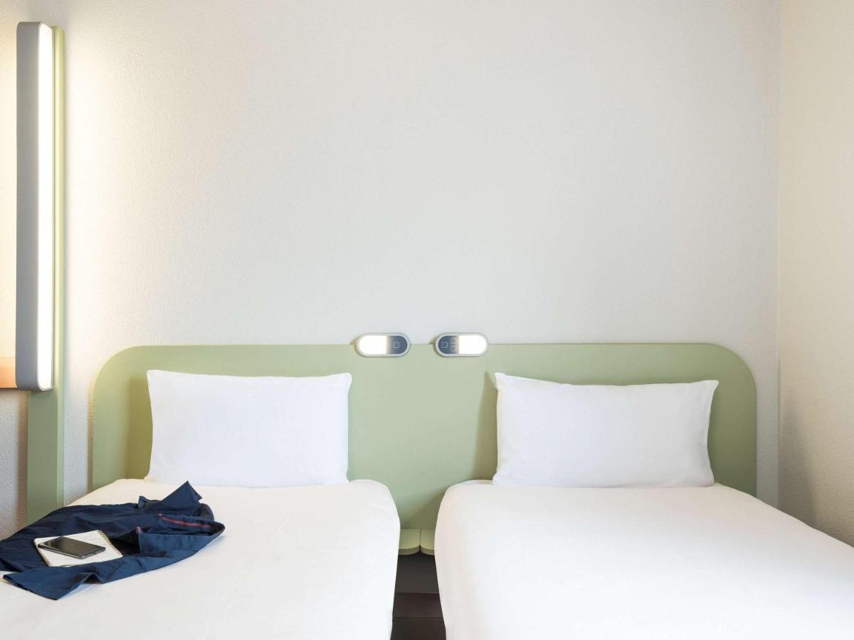 Ibis Budget Caen Porte De Bretagne Bretteville-sur-Odon Экстерьер фото
